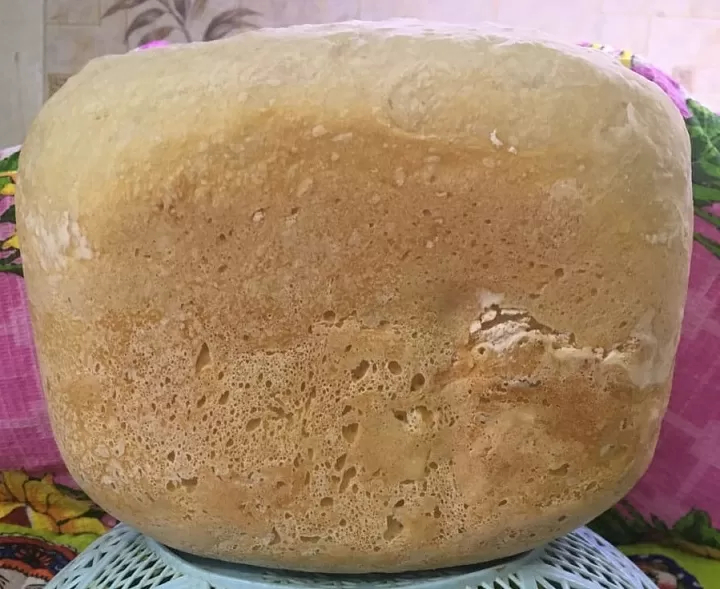 Белый хлеб в хлебопечке фото