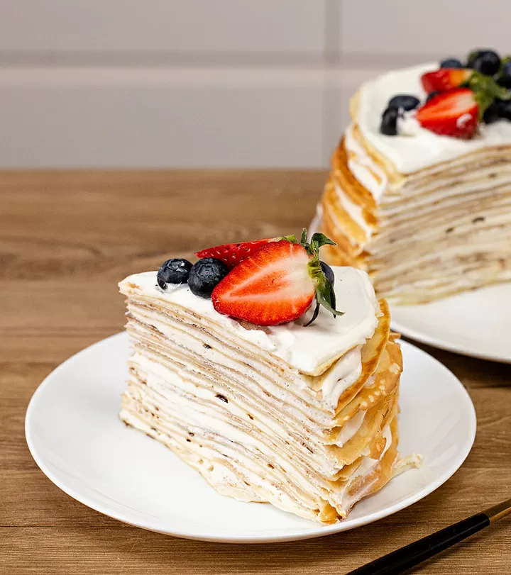 Ванильный блинный торт со сметанным кремом фото