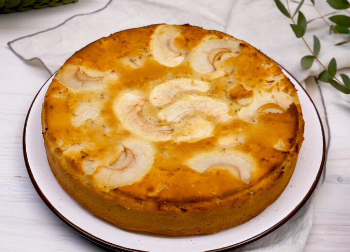 Заливной пирог с яблоками и заварным кремом рецепт с фото пошагово