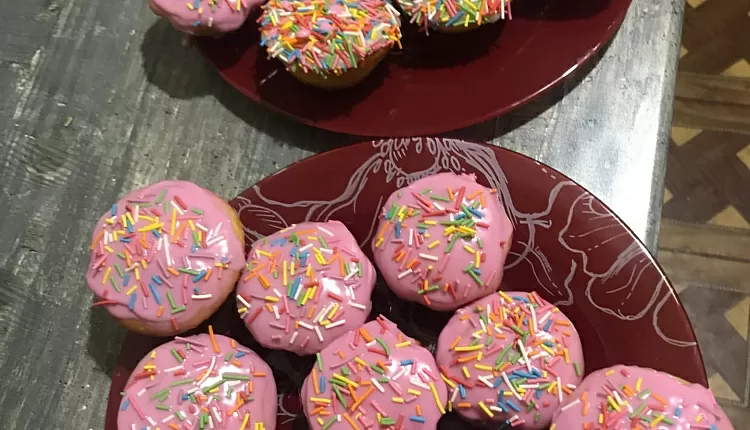 Австралийский пасхальный кекс с кокосовой стружкой