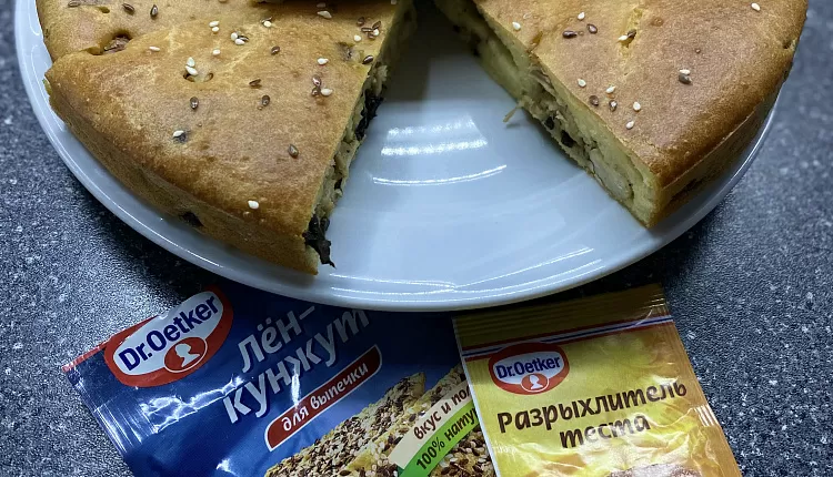 Заливной пирог с курицей и грибами 