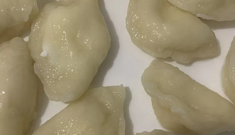 Вареники с творогом и вишней