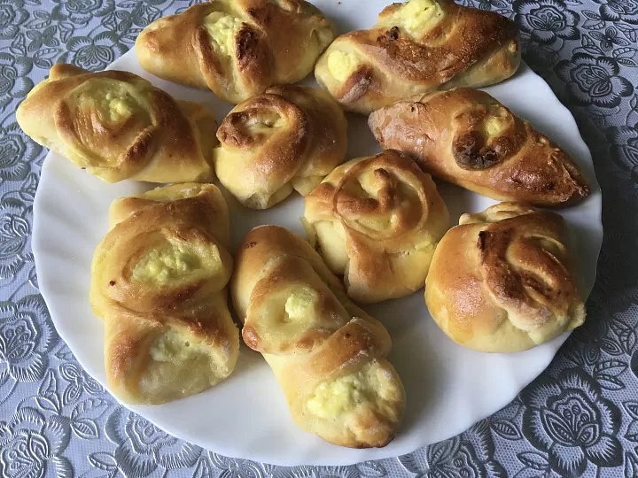 Розочки с творогом фото