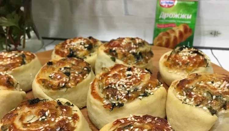 Рулетики с сыром и зеленью