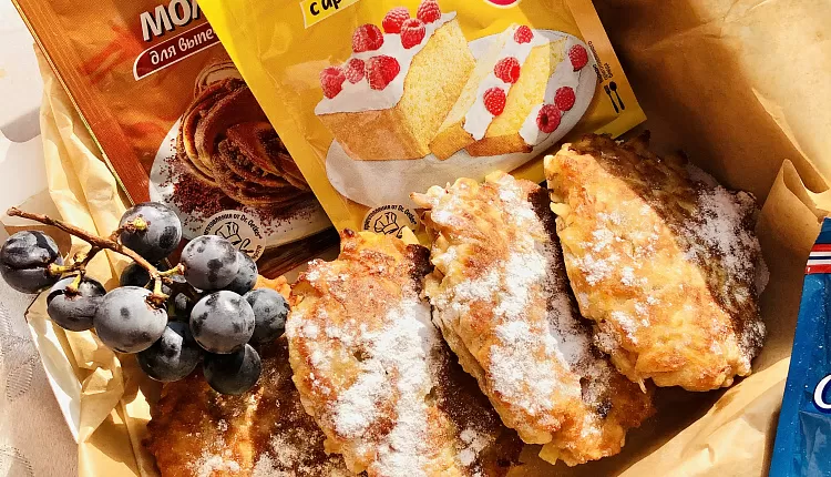 Яблочные оладушки