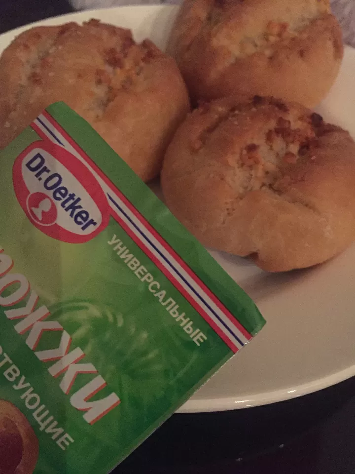 Булочки с чесноком  фото