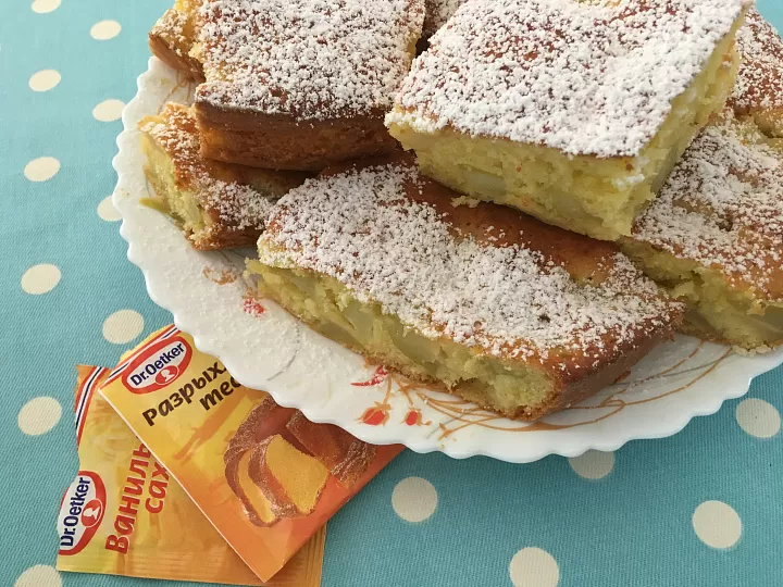 Шарлотка в чудо-печке фото