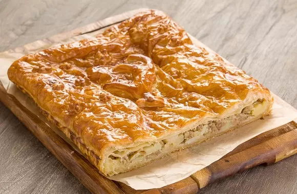 Слоёный пирог с курицей
