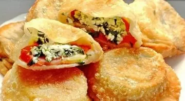 Пирожки-бомбочки с брынзой фото