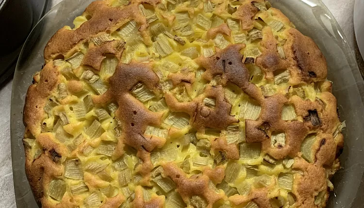 Пирог с ревенем