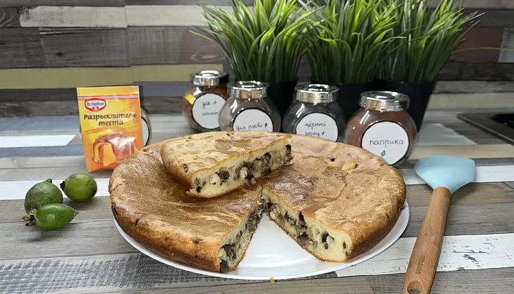 Заливной пирог с курицей и грибами 