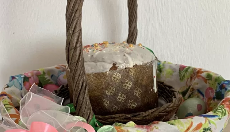 Кулич с лимонной глазурью