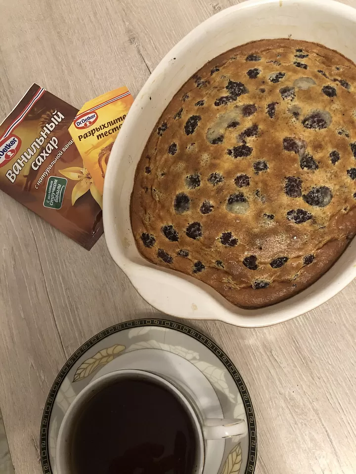 Клафути с ежевикой  фото