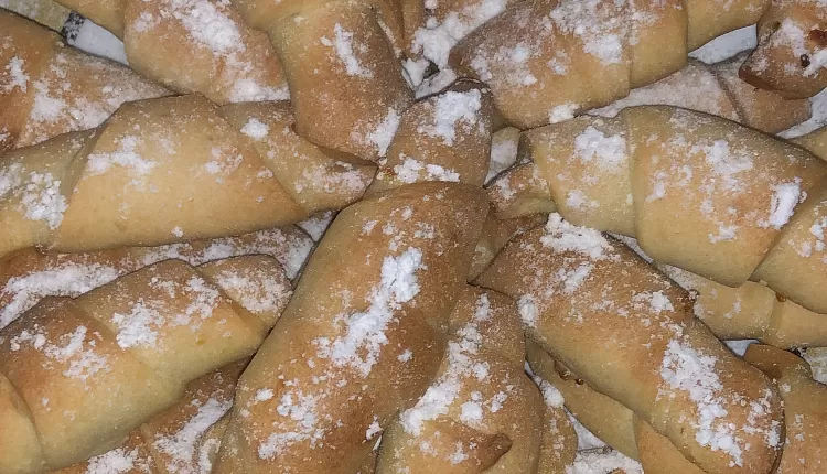 Рогалики с шоколадом и мармеладом