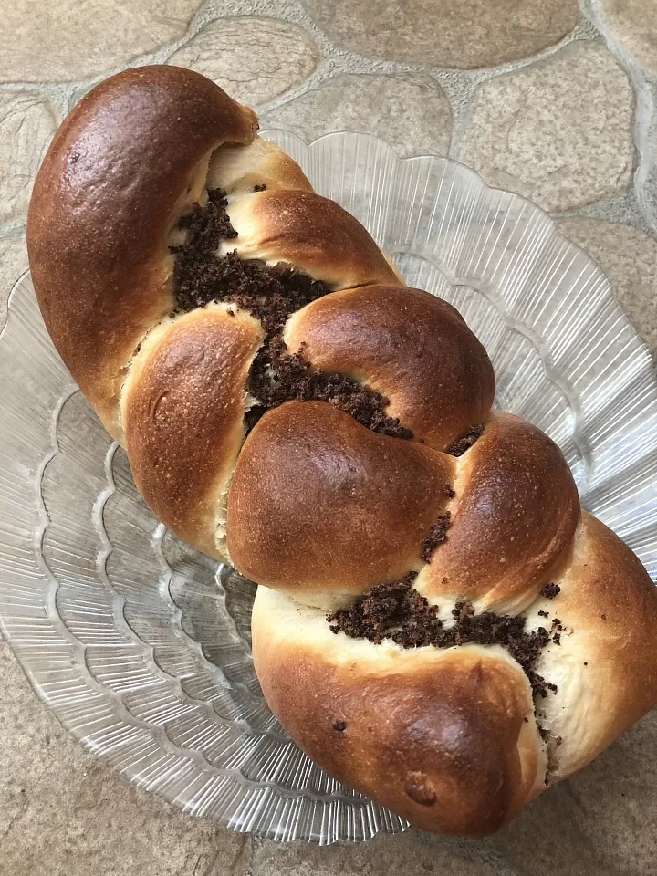 фото рецепта Плетенка с орехами Плетенка с орехами фото