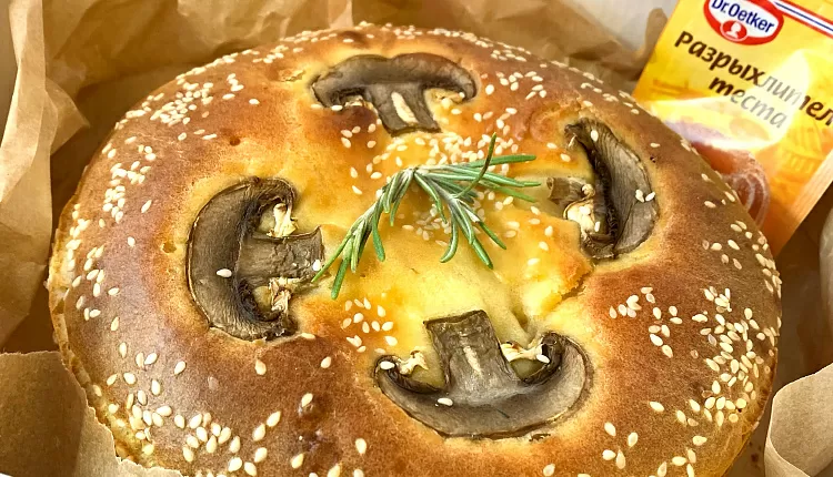 Заливной пирог с курицей и грибами 