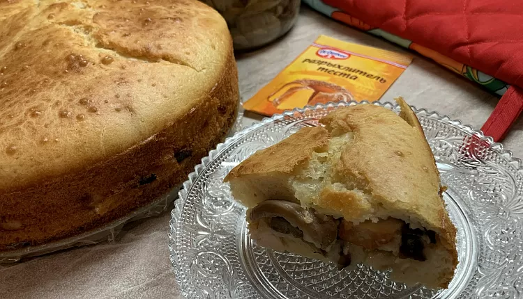 Заливной пирог с курицей и грибами 