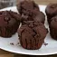 Шоколадные кексики с начинкой