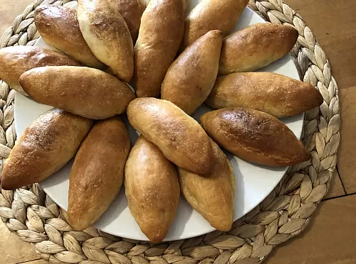 Фото рецепта Духовые пирожки с яблоками (без яиц) 