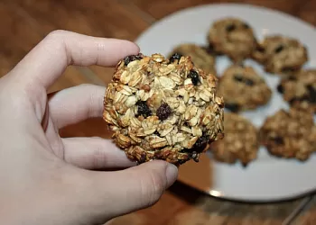 Полезное печенье из овсяных хлопьев