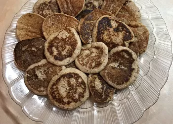 Оладушки из остатков каши и хлеба