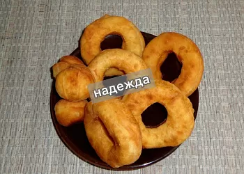 ПОНЧИКИ НА КЕФИРЕ В СКОВОРОДЕ