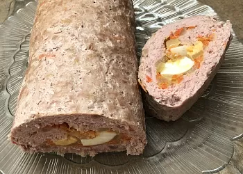 Мясной рулет