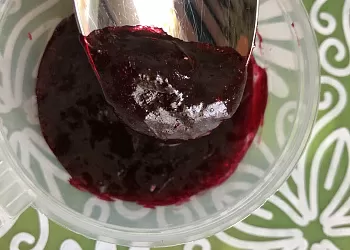 Желе из чёрной смородины