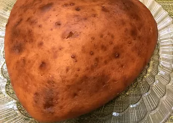 Пирог с изюмом и мармеладом