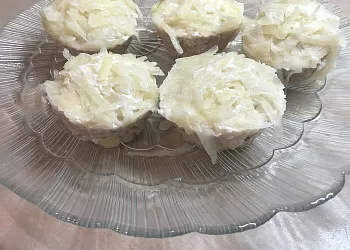 Мясные маффины с овощами