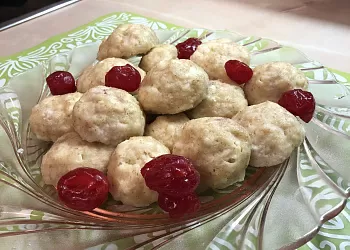 Творожники с вишней