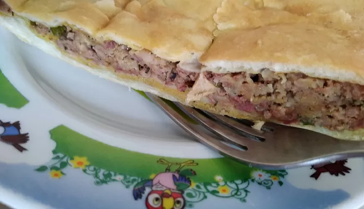 Пирог с мясом на соде