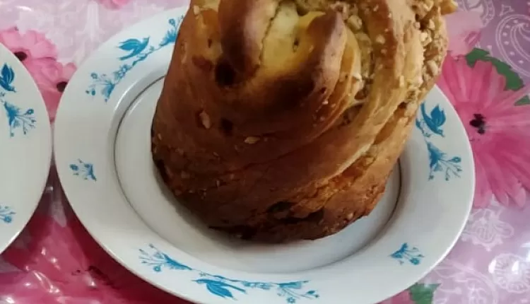 Пасхальный кулич с изюмом «Краффин»