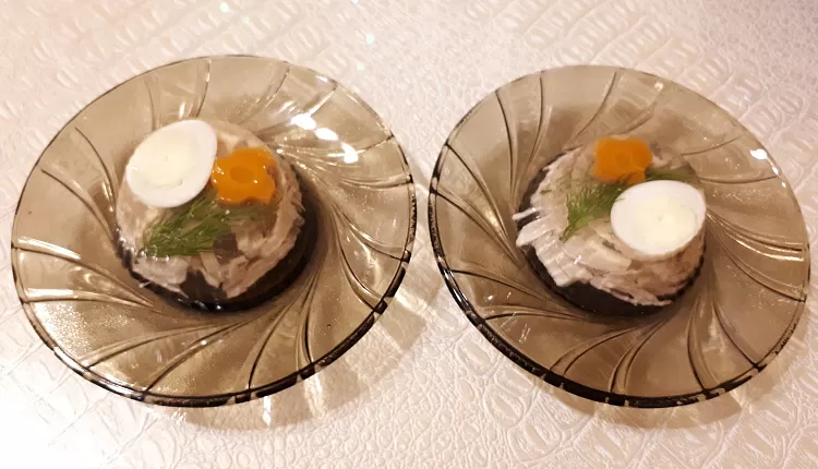 Заливное из курицы