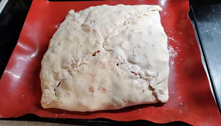 Пирожки с курицей и грибами