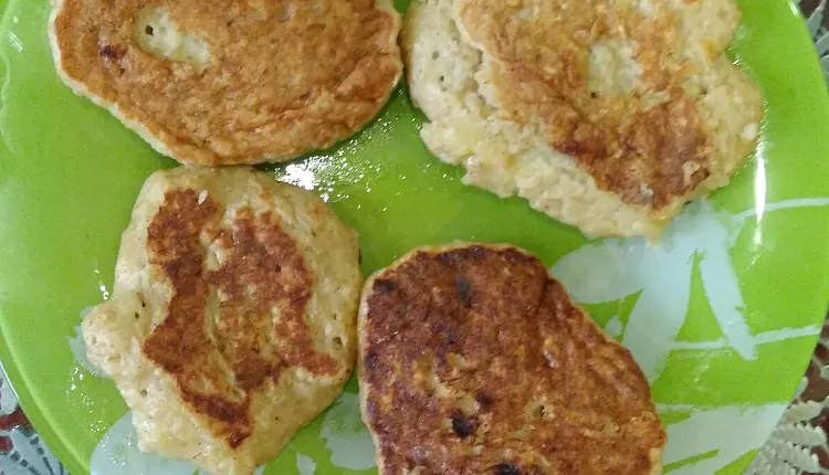 Оладушки из остатков каши и хлеба