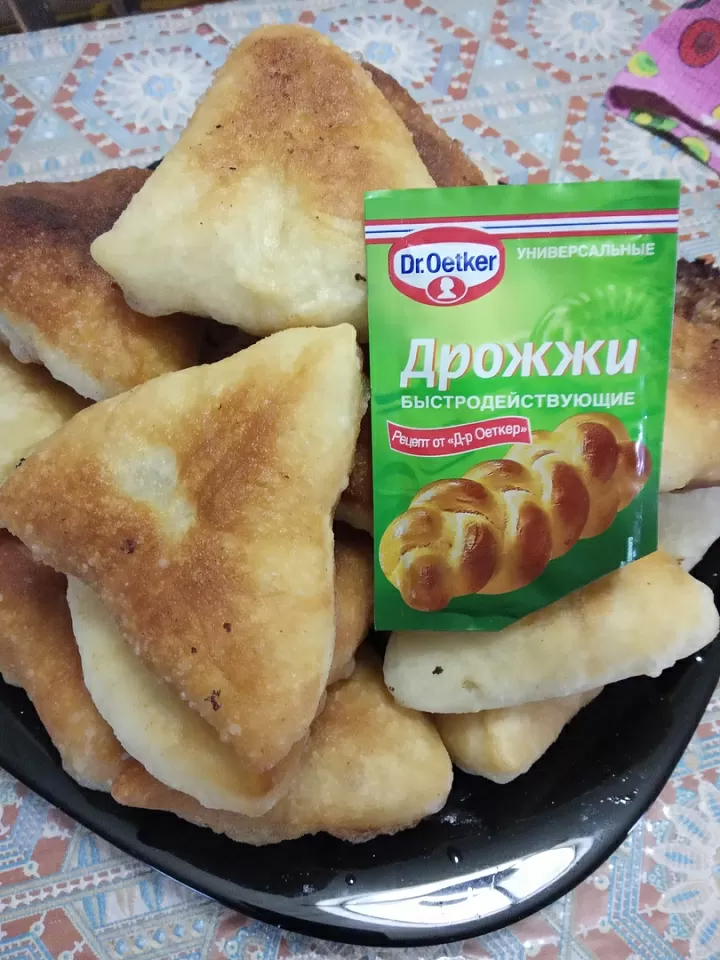 Сочные дрожжевые беляшики фото