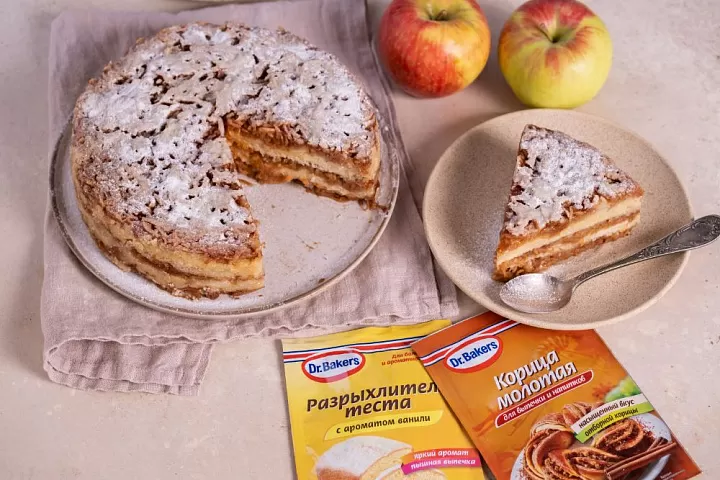 Пирог с тёртым яблоком фото