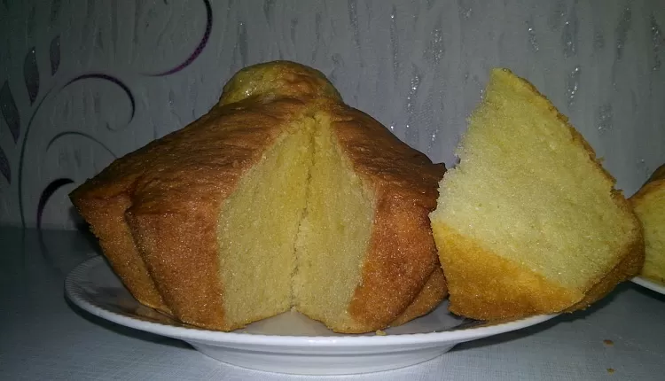 Простой лимонный кекс