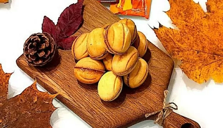 Орешки с варёной сгущёнкой