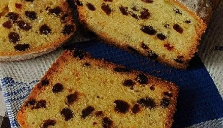 Творожный кекс с изюмом 