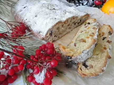 Штоллен с марципаном