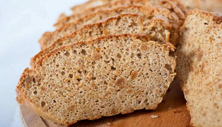 Не сладкий рогалик в духовке с кунжутом, семенами льна и подсолнечника 