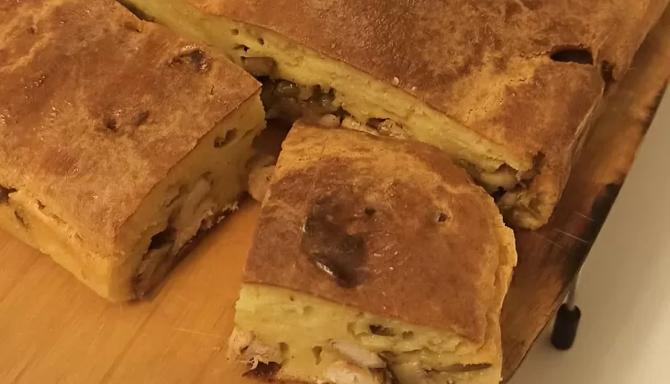Заливной пирог с курицей и грибами 