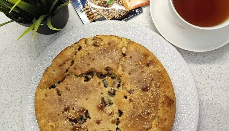 Заливной пирог с курицей и грибами 
