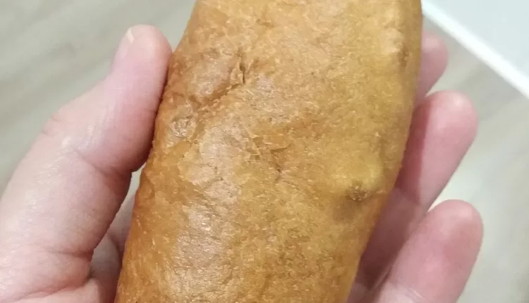 Дрожжевые булочки с изюмом, яблоками и корицей 