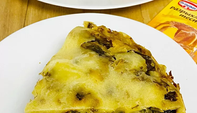Заливной пирог с курицей и грибами 