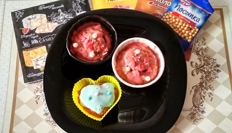 Морковные маффины с глазурью
