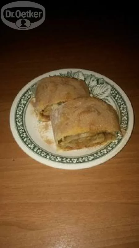 Яблочный штрудель фото рецепта