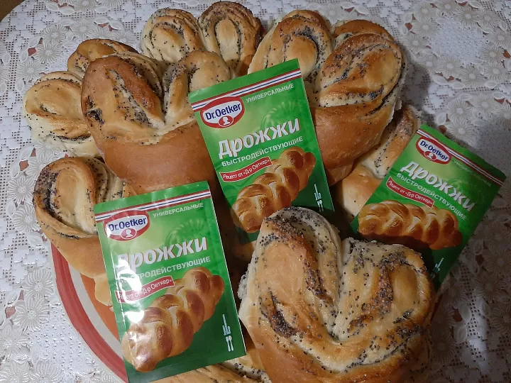 Булочки с джемом,корицей и маком фото